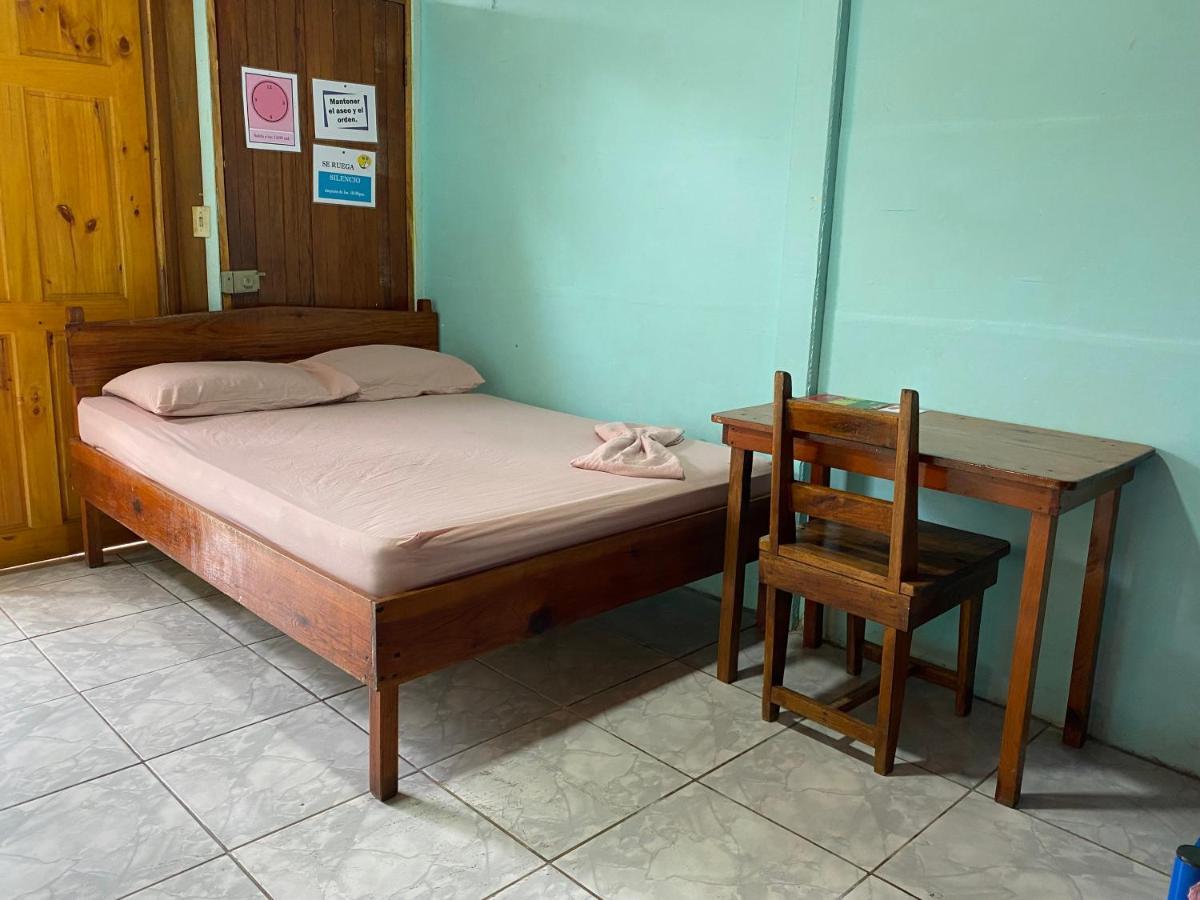 Cabinas Popular Puerto Viejo de Talamanca Dış mekan fotoğraf