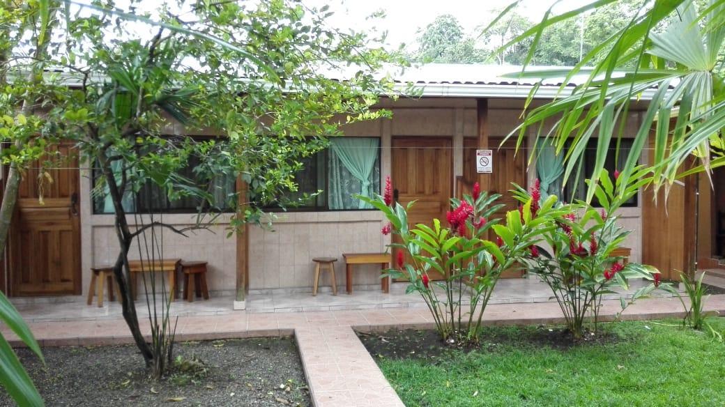 Cabinas Popular Puerto Viejo de Talamanca Dış mekan fotoğraf